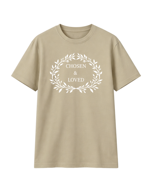 Chosen & Loved Wreath Tee