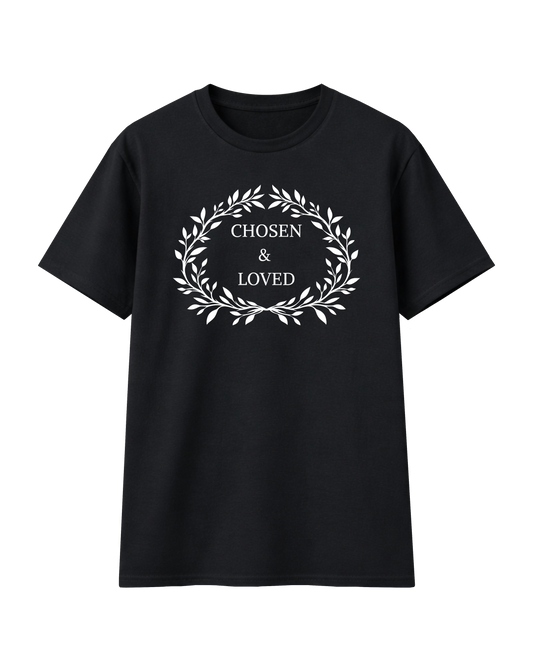 Chosen & Loved Wreath Tee